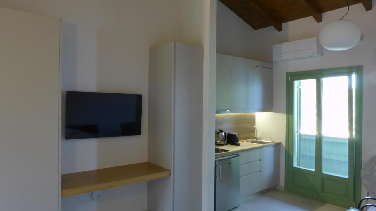 Caltabania Suites Áyios Nikítas Exterior foto